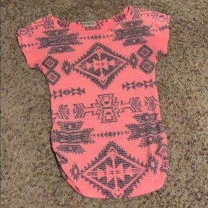 🤯 8 for $20 Medium Pink and Grey Tee